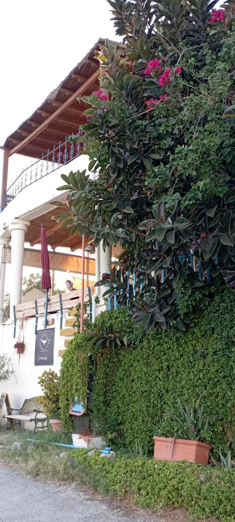 Lentas Royal Apartment Exterior photo